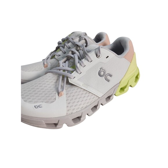 On Cloudflyer 4, Women's Sz W 11 White/Hay Running Shoes Athleisure Outdoor Gym - Picture 4 of 12